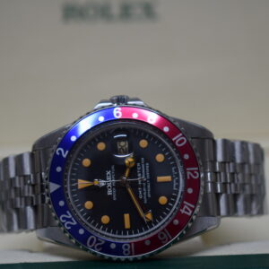 Alternative view of rolex replica GMT master II 1675 vintage pepsi orologio replica