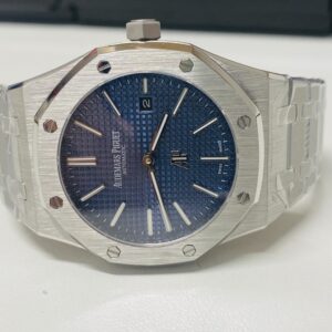 Alternative view of Audemars Piguet replica royak oak 15202ST blue dial