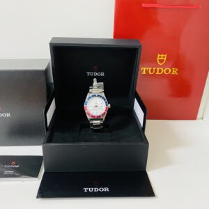 Alternative view of Tudor replica Heritage Black Bay GMT Pepsi white dial