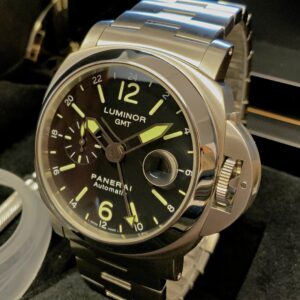 Alternative view of Panerai replica Luminor GMT 44mm PAM00297